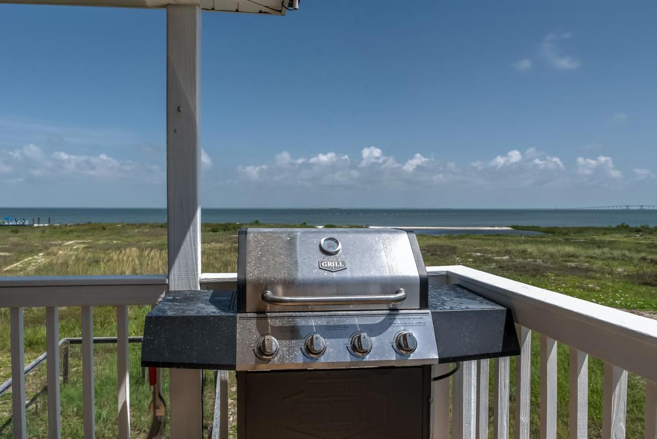 Saltaire - Pet Friendly! Amazing Wrap Around Porch - Steps From The Bay And A Short Walk To The Gulf Home Dauphin Island Eksteriør bilde